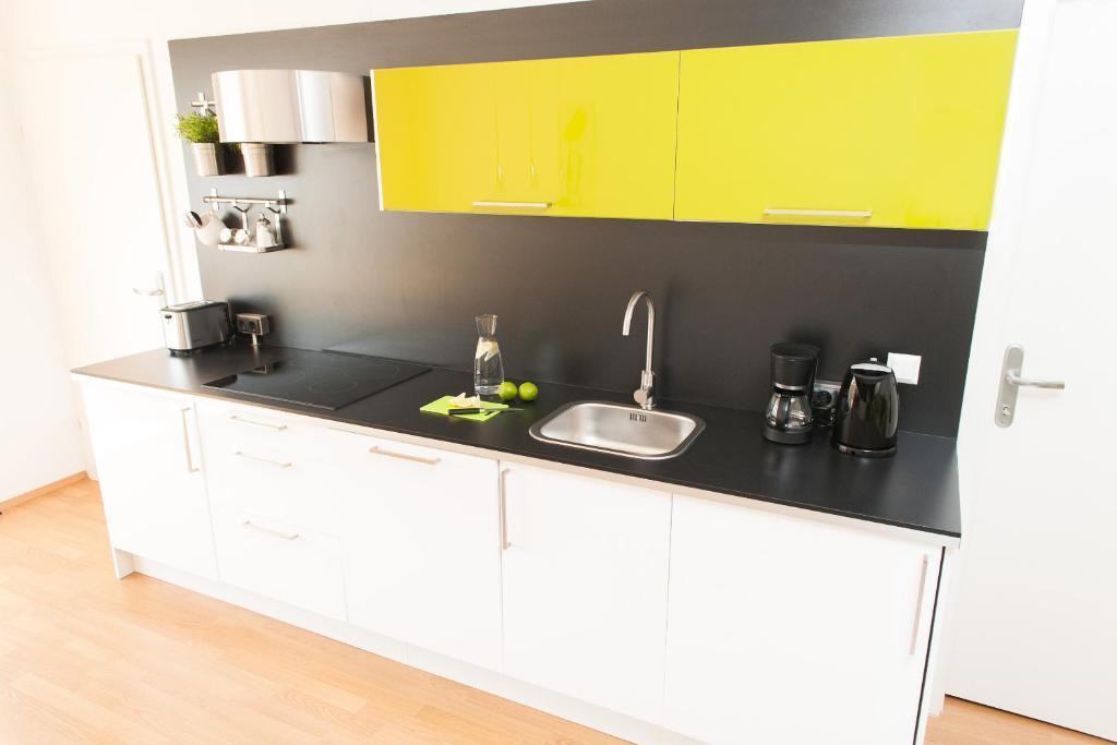 Traditional Apartments Vienna Tav الغرفة الصورة